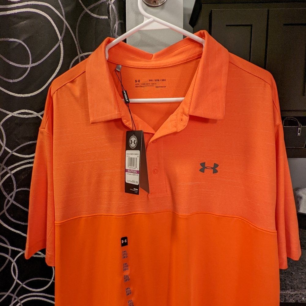 Under armor men's golf shirt